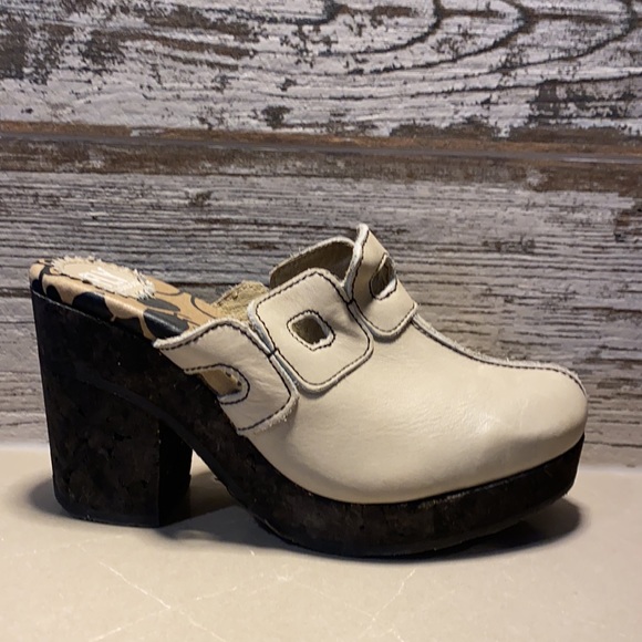 FLY clogs - Picture 5 of 6